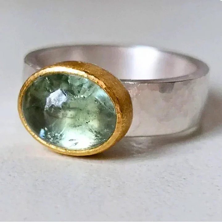 Silver & Gold Ring Fiadh with Green Gemstone