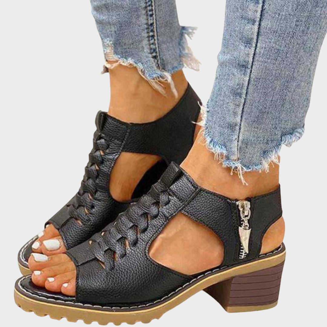 Cornelia – Elegante Peeptoe-Sandaletten mit Blockabsatz