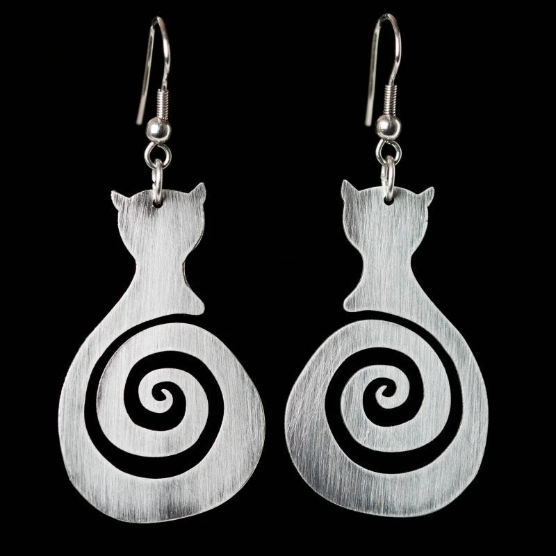 Silver Dangle Earrings Ailbhe with Cat Motif
