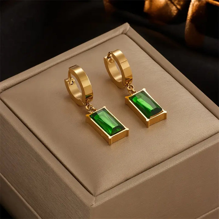Gold Necklace Eithne with Emerald