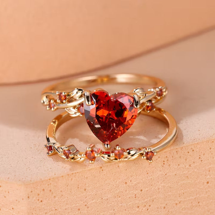 Gold Ring Set Gráinne with Ruby Heart