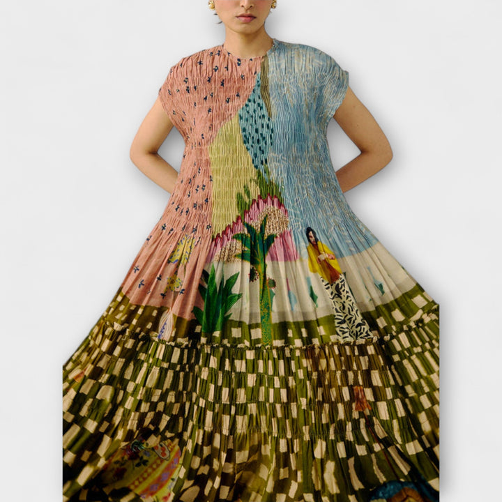 Amara - Plissiertes Maxikleid mit Animal-Print