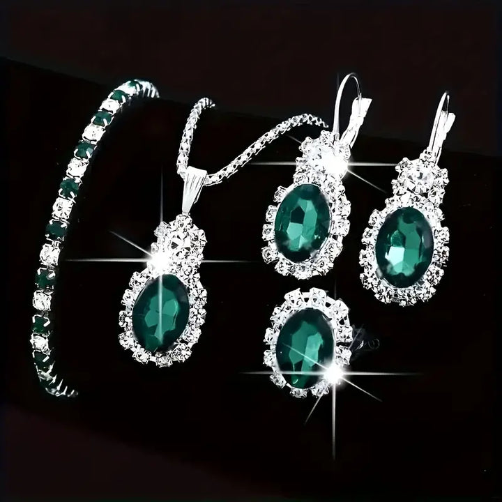 Silver Ring Caoimhe with Emerald