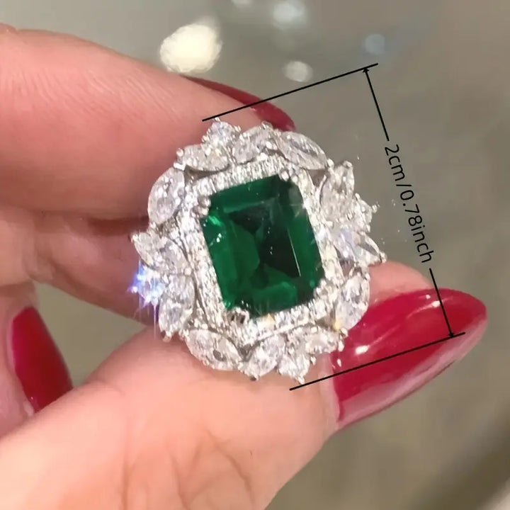 Silver Stud Earrings Sorcha with Emerald