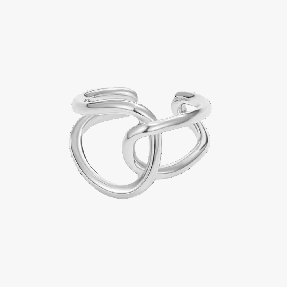 Silver Ring Saoirse with Interlocked Knot