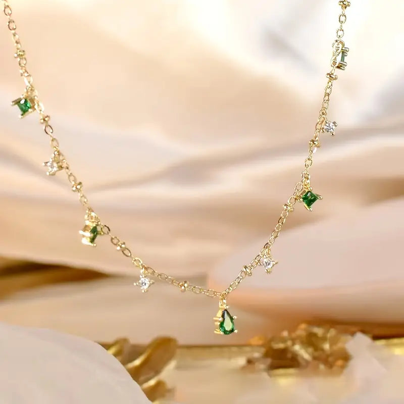 Silver Station Necklace Saoirse with Emerald