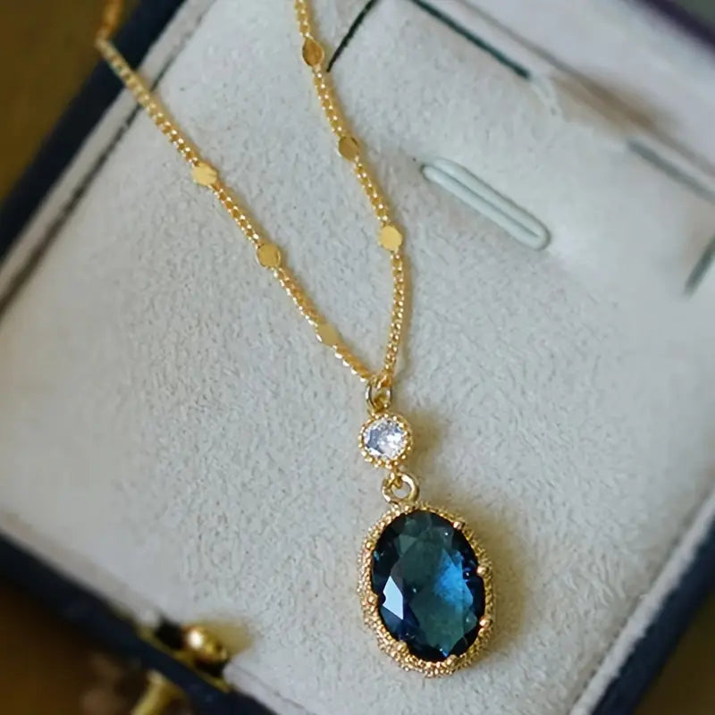 Gold Necklace Sadhbh with Sapphire and Zirconia