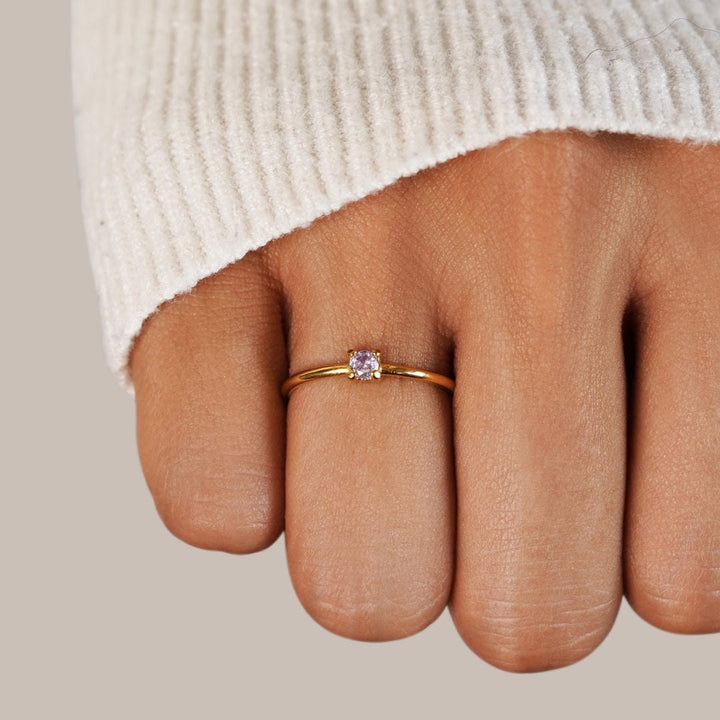 Gold Ring Emer with Birthstone