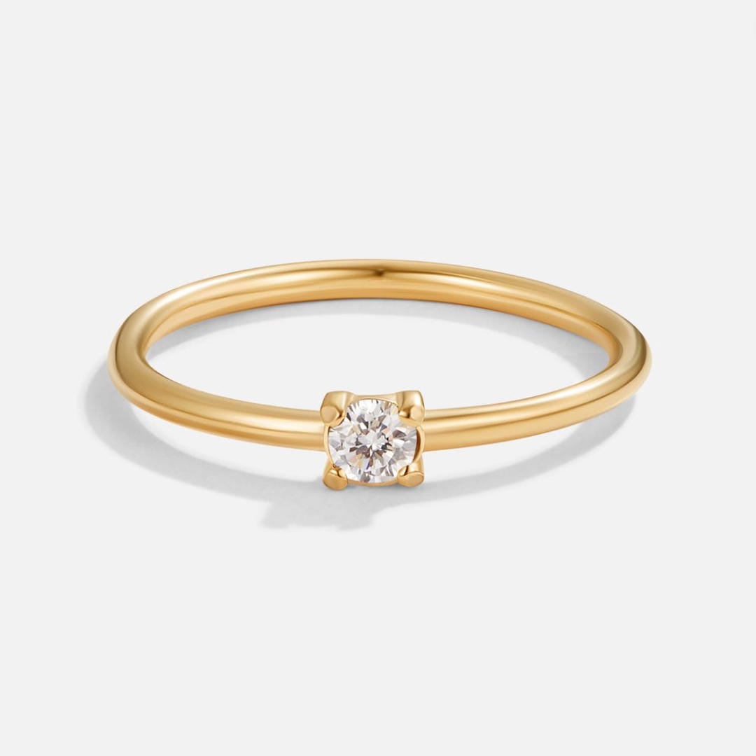 Gold Ring Emer with Birthstone