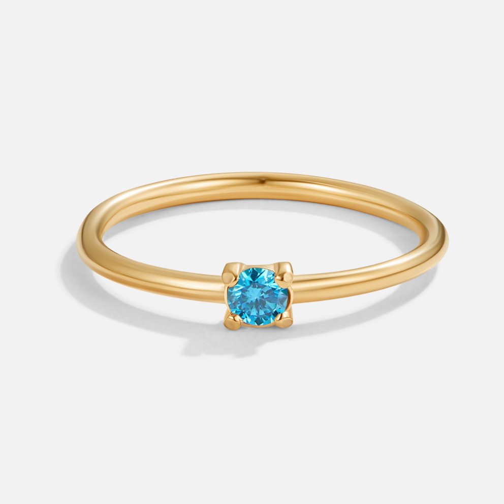 Gold Ring Deirdre with Ruby