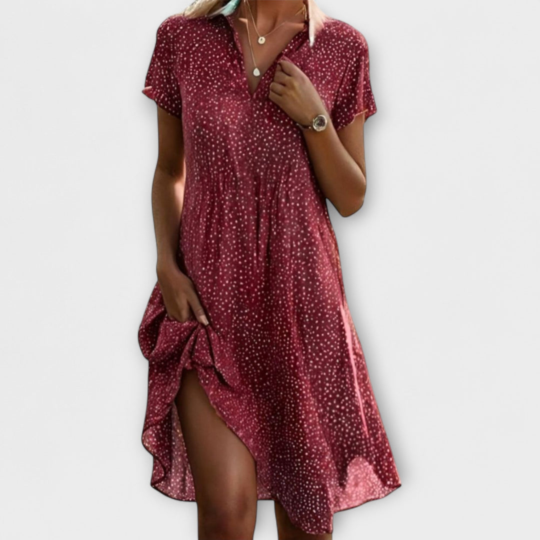Sofia - Grünes fliessendes Sommerkleid mit Tupfen