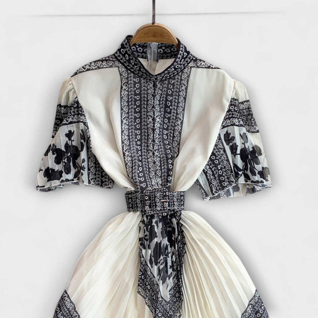Delilah - Rot-weisses Vintage-Kleid mit Stehkragen