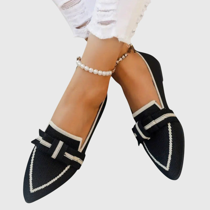 Brunhilde - Spitze Loafer mit Strass