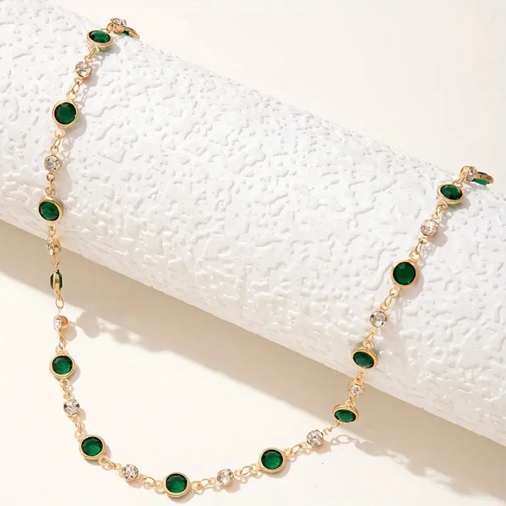 Gold Necklace Áine with Emerald