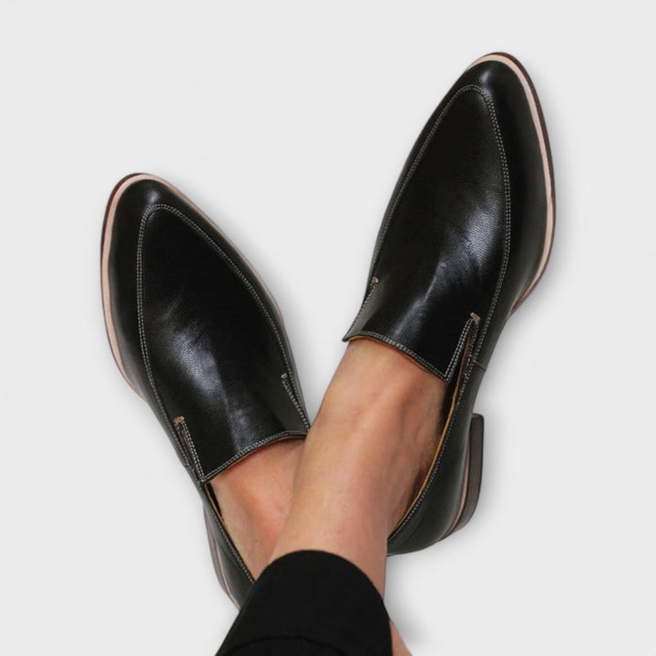 Adelgunde - Schwarze Spitze Loafer