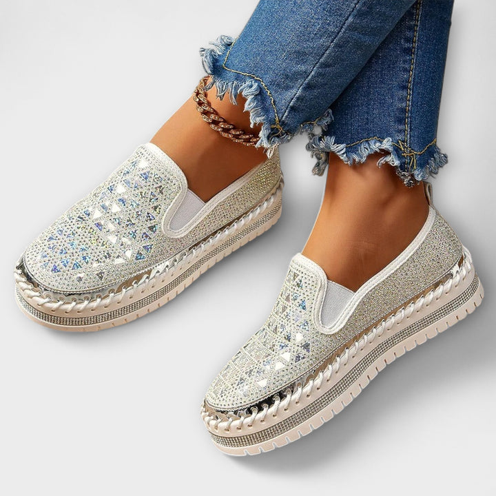Walburga - Espadrille-Slipper mit Strass