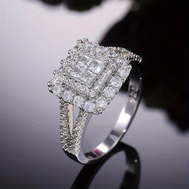 Silver Ring Róisín with Square Zirconia