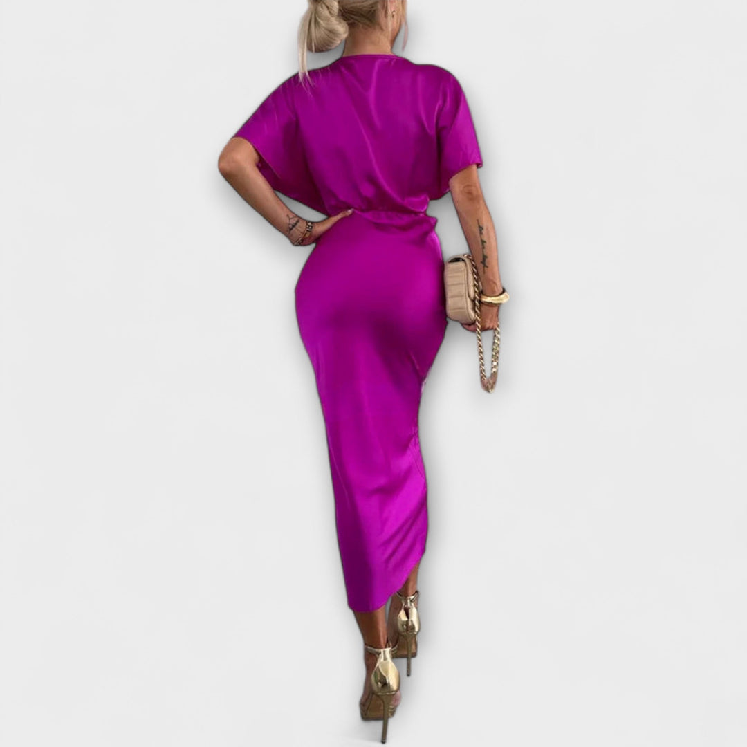 Sable - Schwarzes Satin-Maxikleid mit Knotendetail