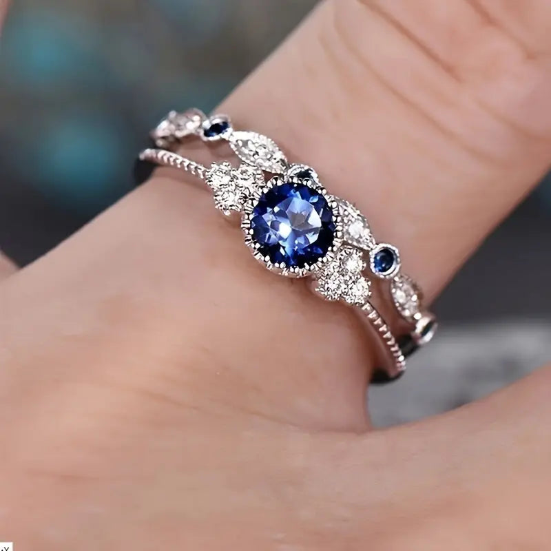 White Gold Ring Set Clíodhna with Sapphire