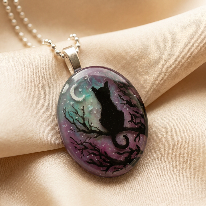 Antique Gold Necklace Sadhbh with Cat and Moon Motif