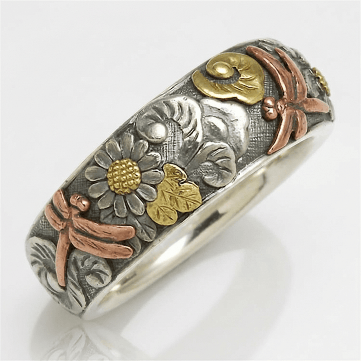 Silver & Gold Ring Gráinne with Floral Motif