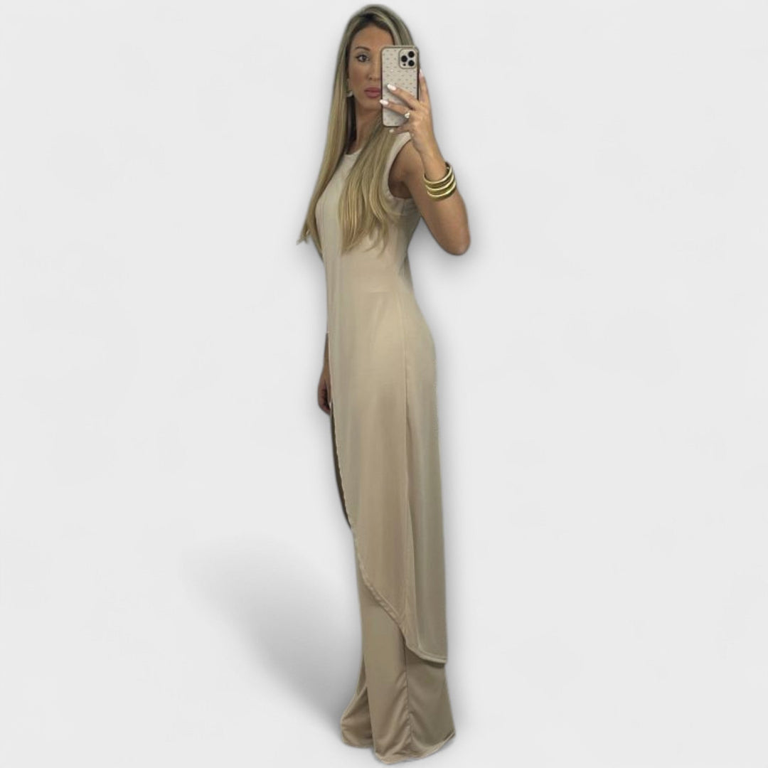 Coordinato Fally - Rostfarbener Jumpsuit mit Schlitz