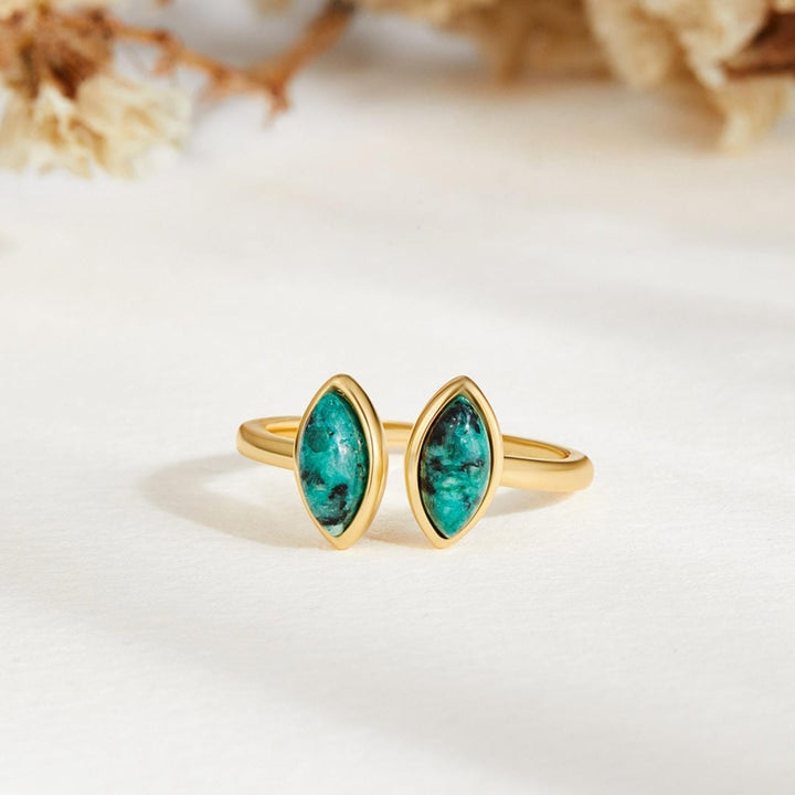 Gold Open Ring Órla with Turquoise