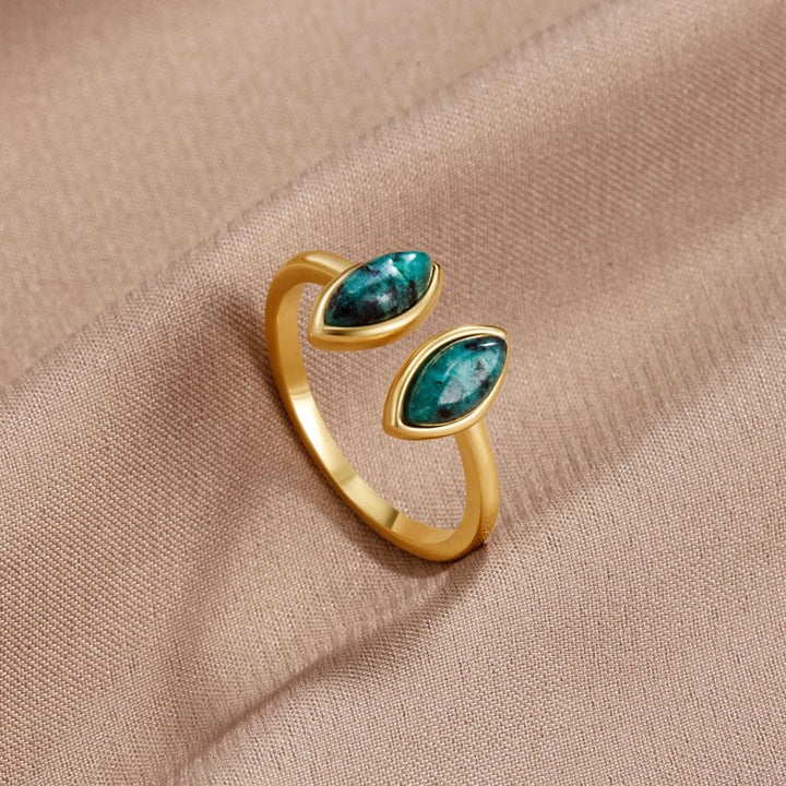 Gold Open Ring Órla with Turquoise