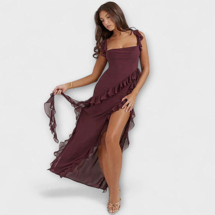 Lara - Bordeauxrotes Maxikleid mit Schlitz