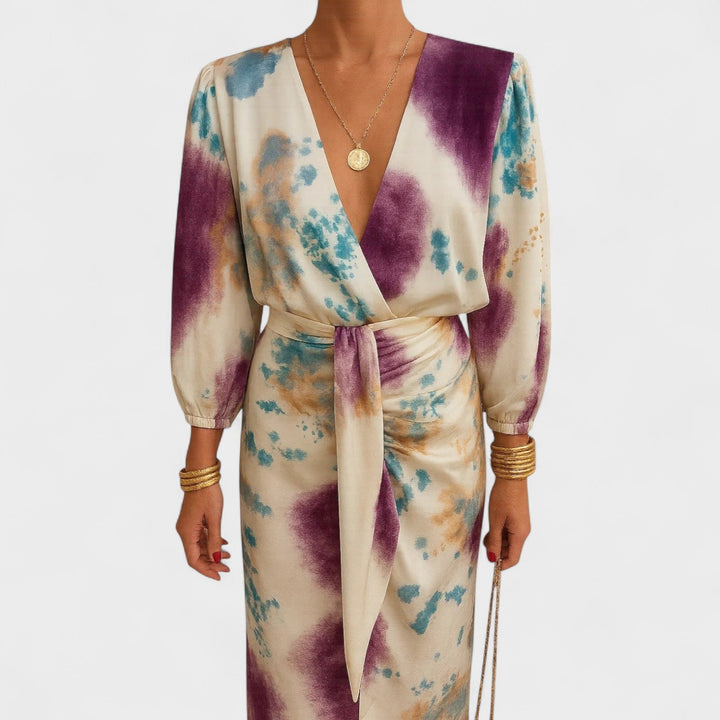 Larissa - Crossover-Kleid mit lila Aquarellmuster