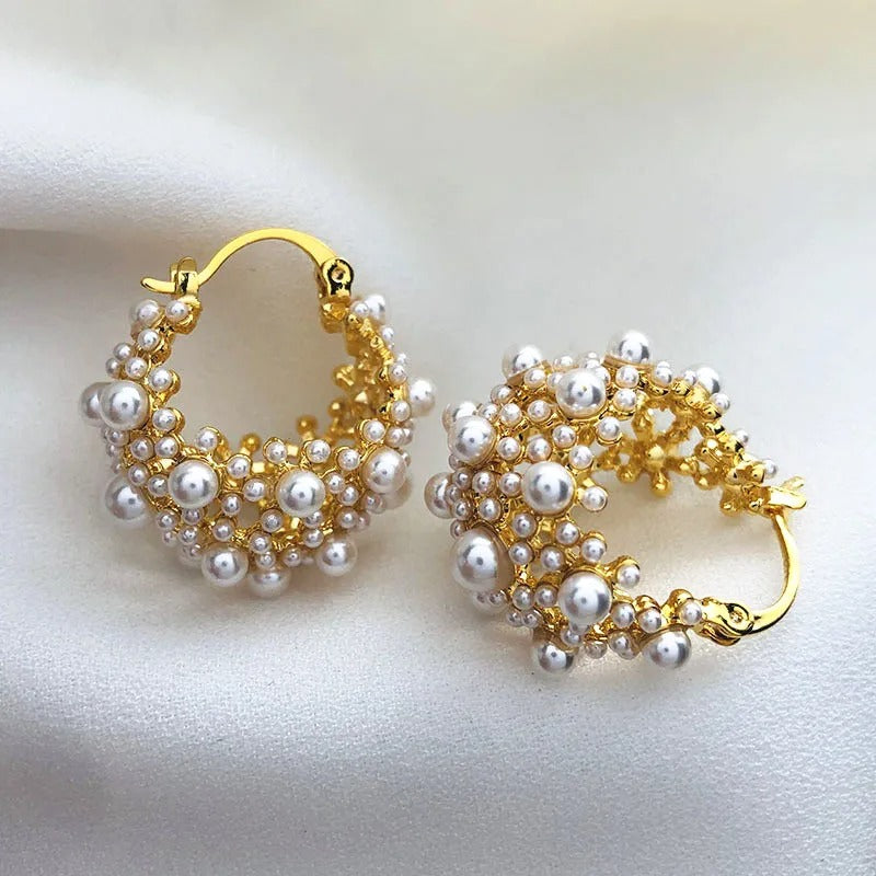 Gold Hoop Earrings Niamh with Pearl Cluster