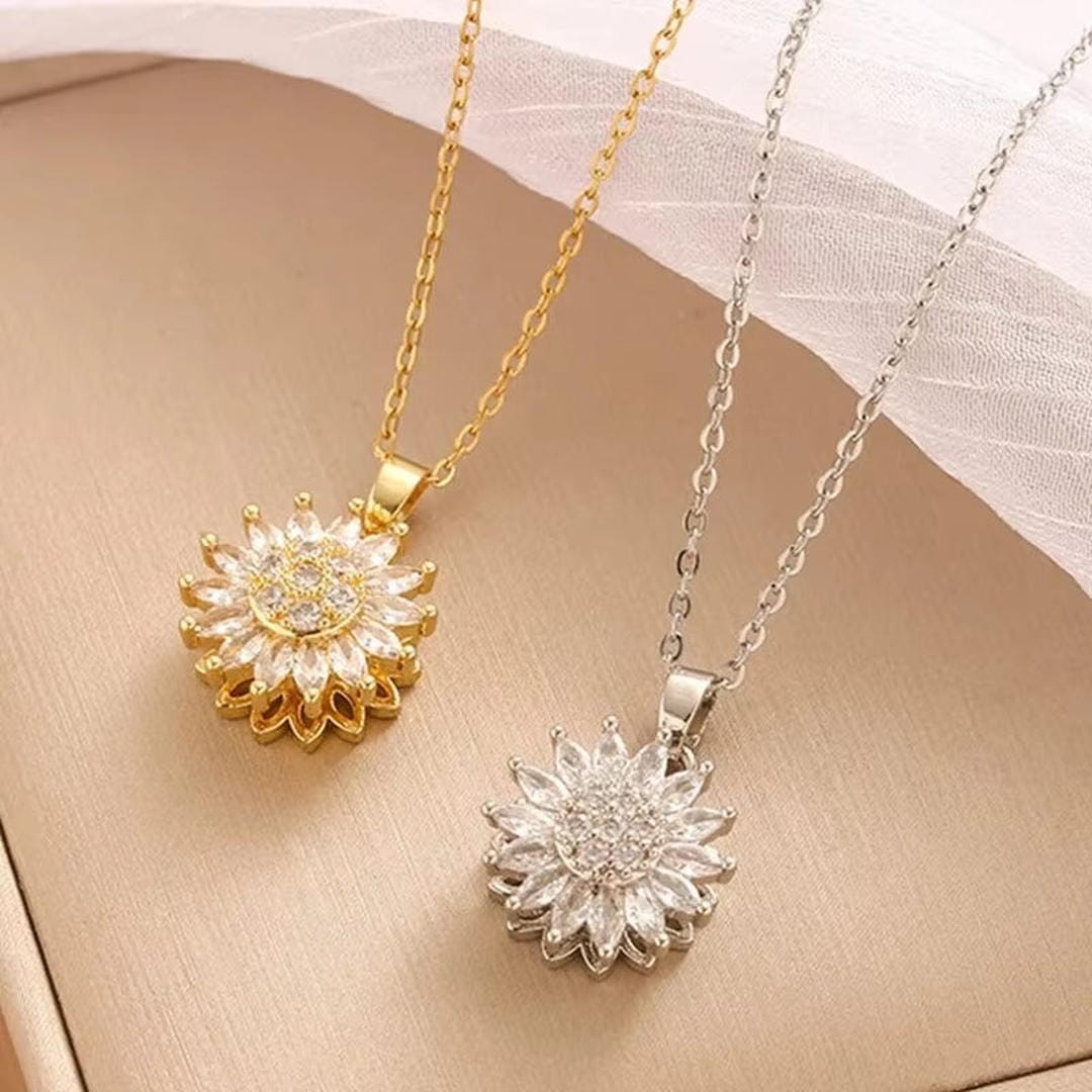 Gold Necklace Ciara with Sunflower and Zirconia