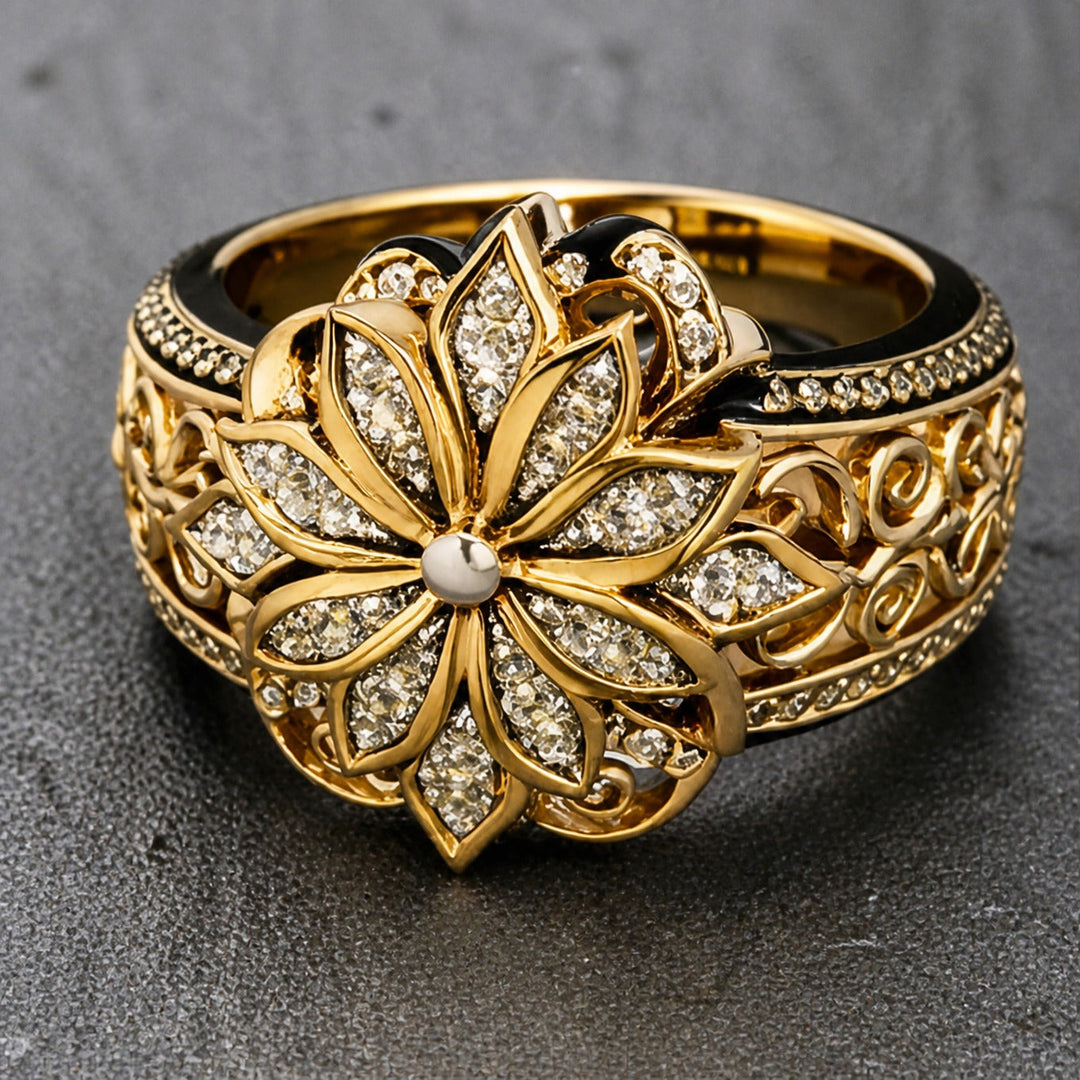 Gold Ring Caoimhe with Floral Motif