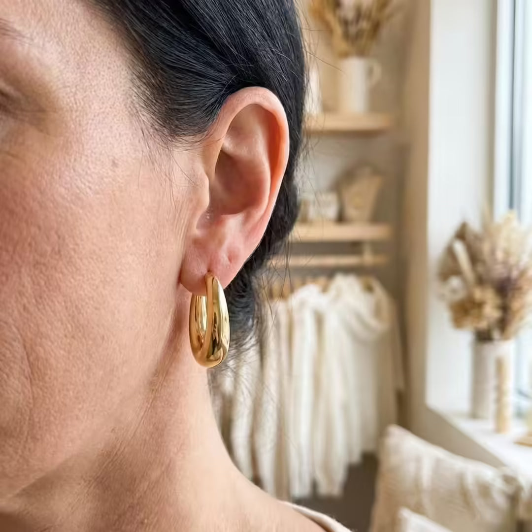 Gold Hoop Earrings Deirdre with Polished Finish