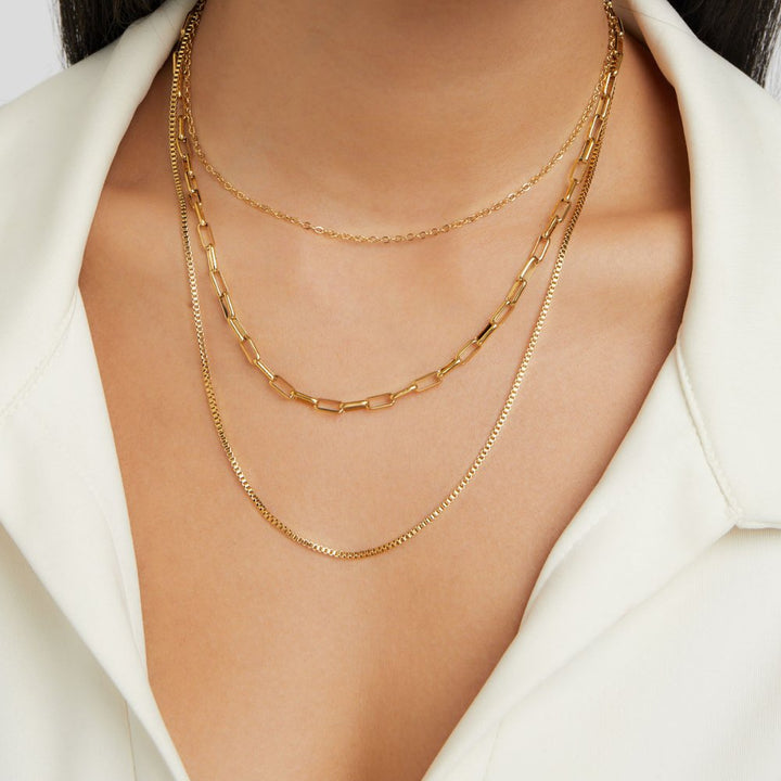 Gold Chain Necklace Sadhbh with Triple Layer
