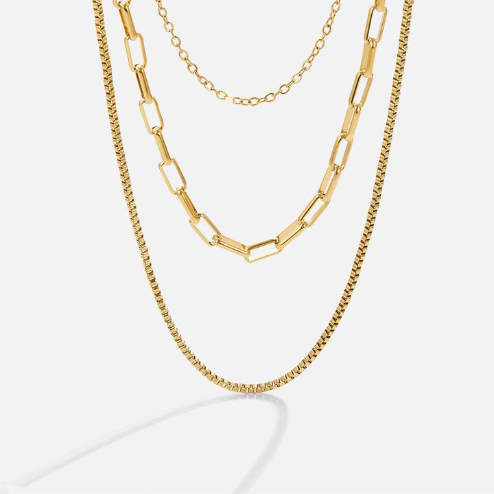 Gold Chain Necklace Sadhbh with Triple Layer