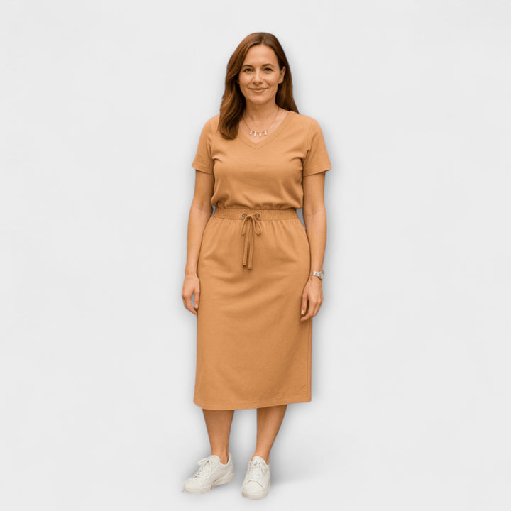 Danielle - Schwarzes Set mit V-Top und Midi-Rock