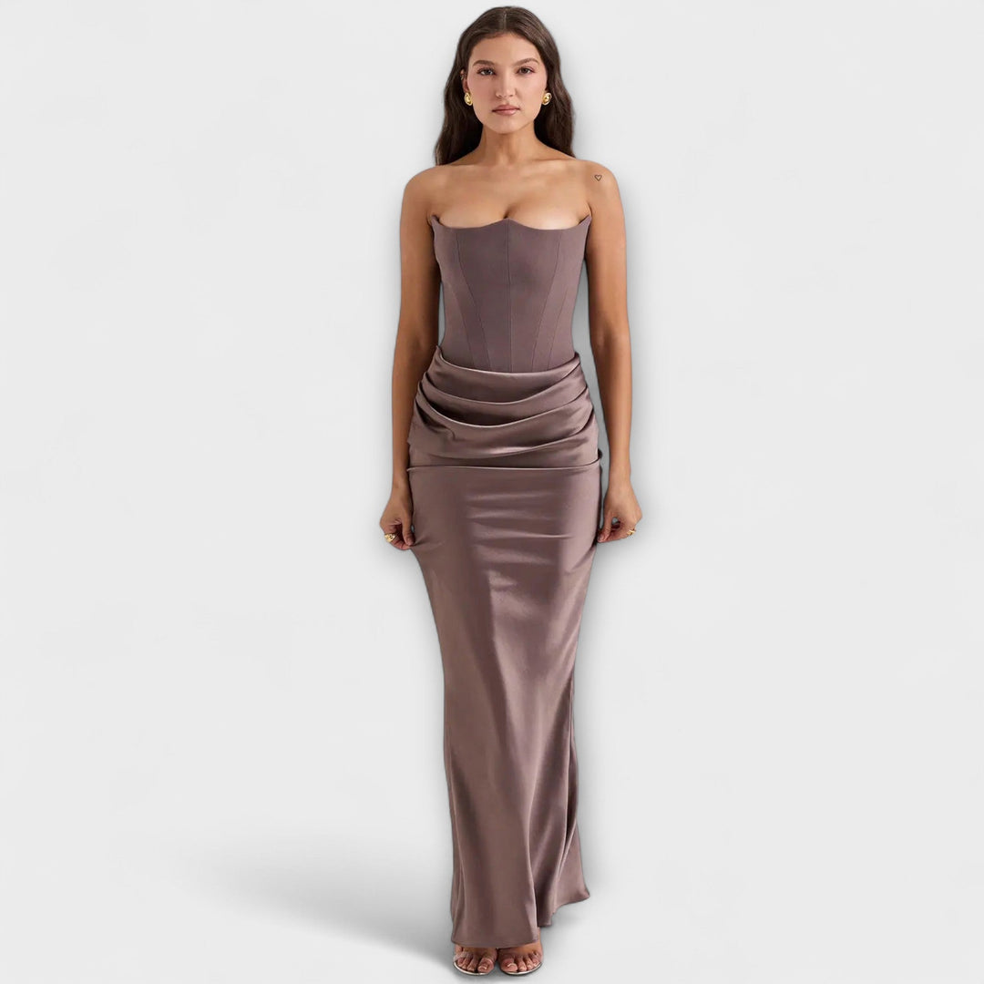 Schwarzes Satin-Maxikleid mit Drapierung