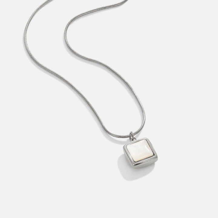 Silver Necklace Laoise with Square Pendant