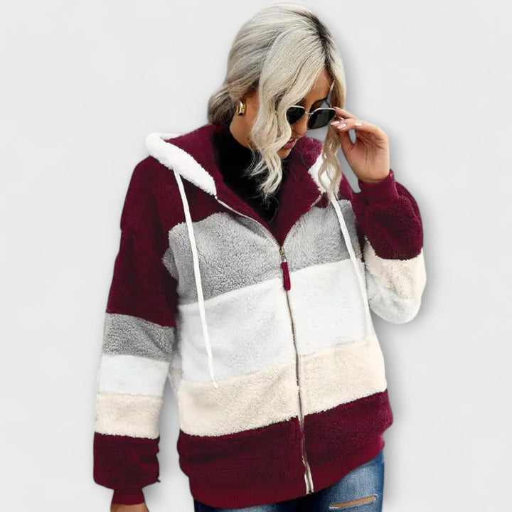Erika - Beige kuschelige Winterjacke mit Colour-Block